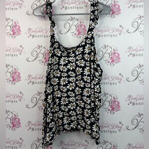 Lily Morgan tank top flowers Daisy Print Sleeveless Tank Top - Black and White